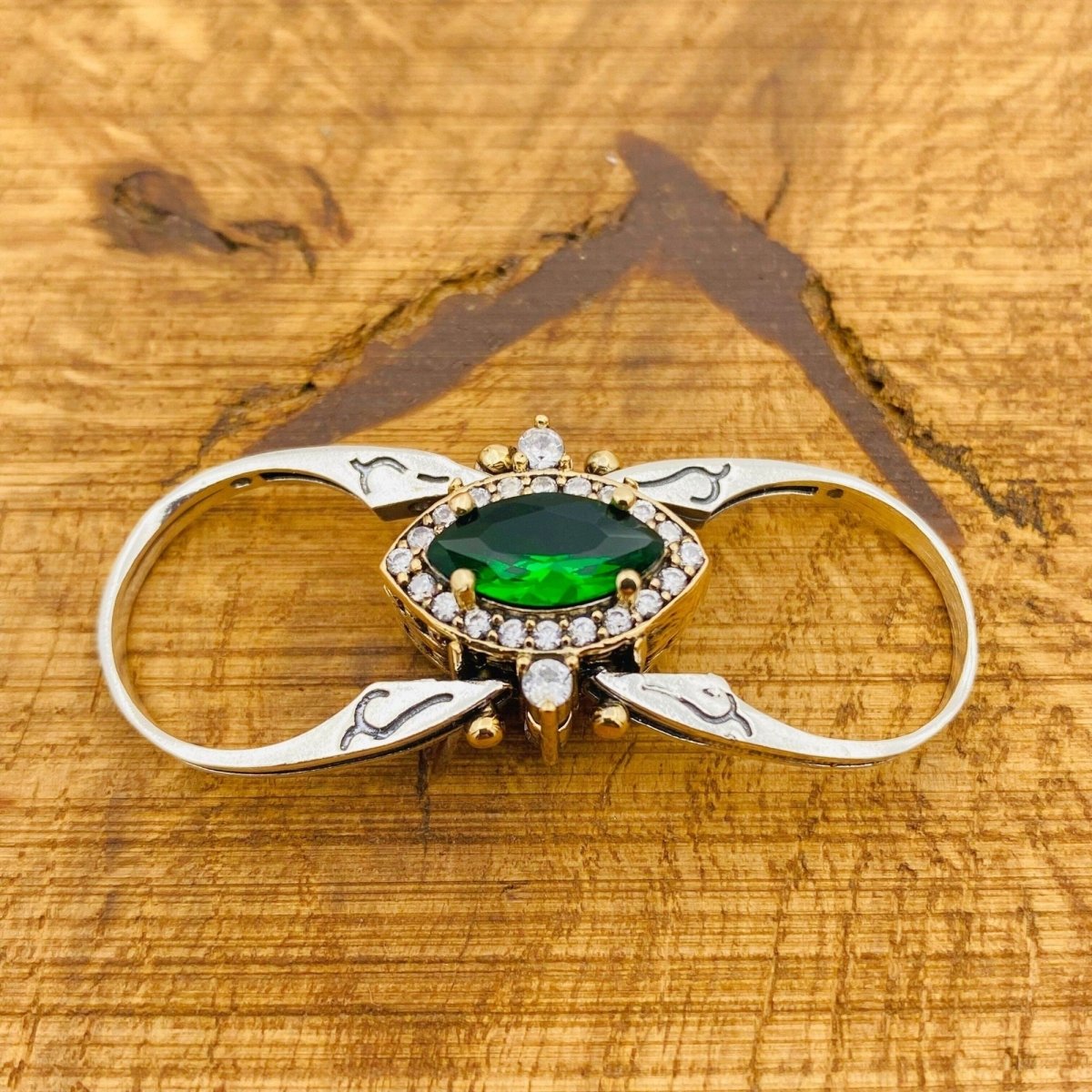 Reversible Ring, Onyx - Emerald Stone - TryAladdin