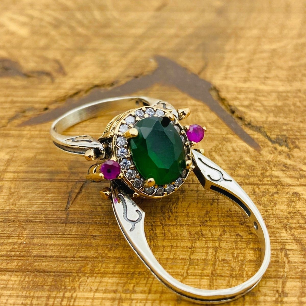 Reversible Ring, Ruby - Emerald Oval Stone