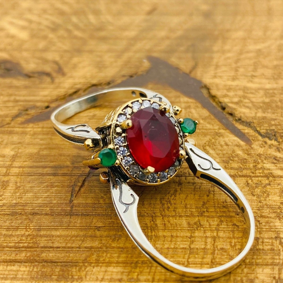 Reversible Ring, Ruby - Emerald Oval Stone