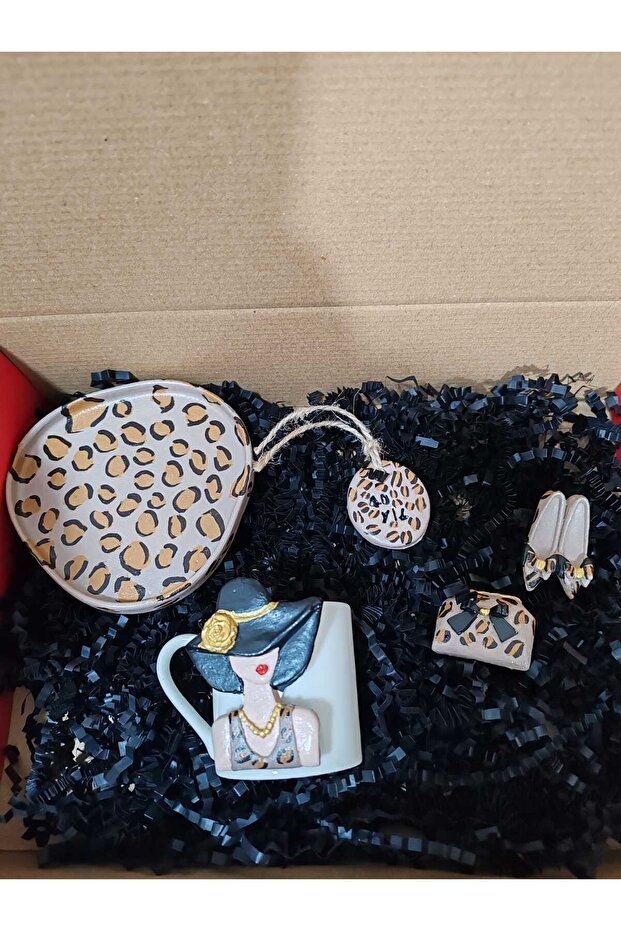 Rivelcandle Designer Leopard Print Female Figure Single Serve Cup Set - TryAladdin