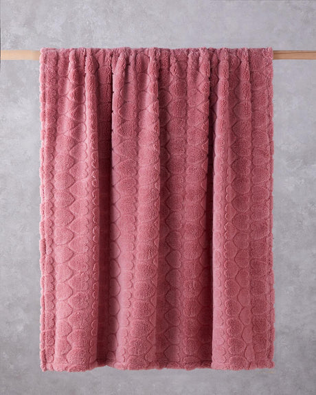 Luxury Jacquard Wellsoft TV Blanket - Romantic Hearts Rose Pink