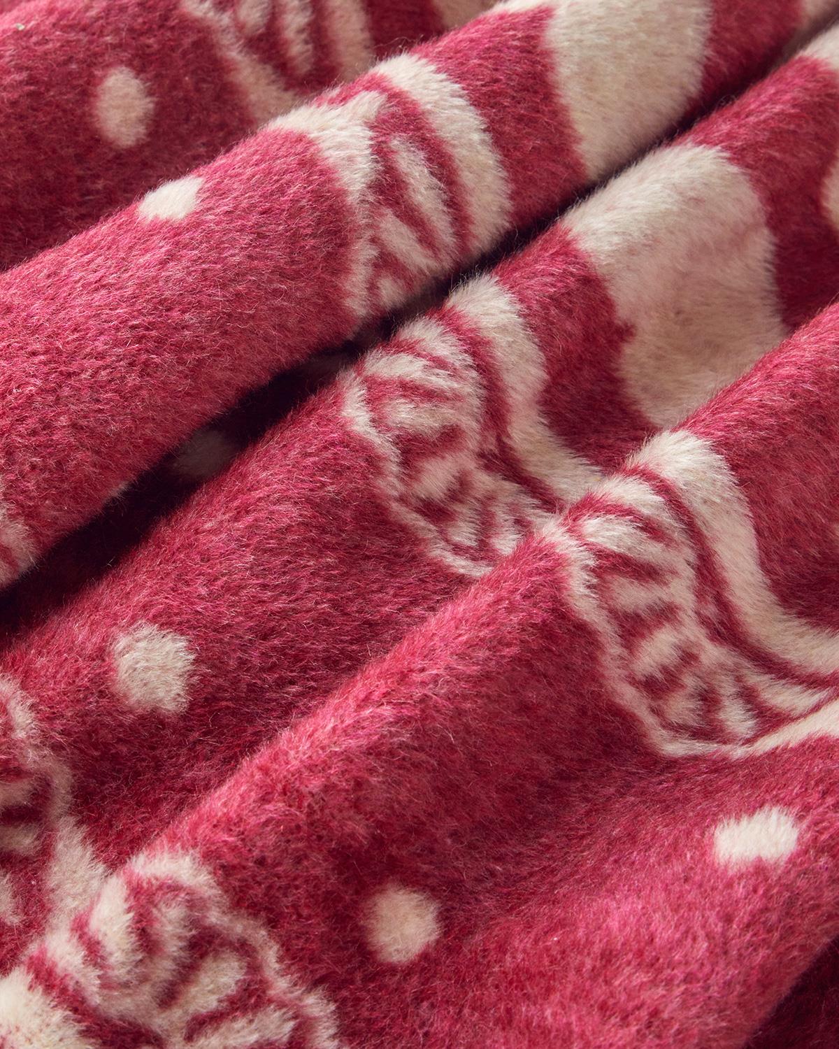 Professional-Grade Acrylic Plush Throw Blanket - Cherry Red
