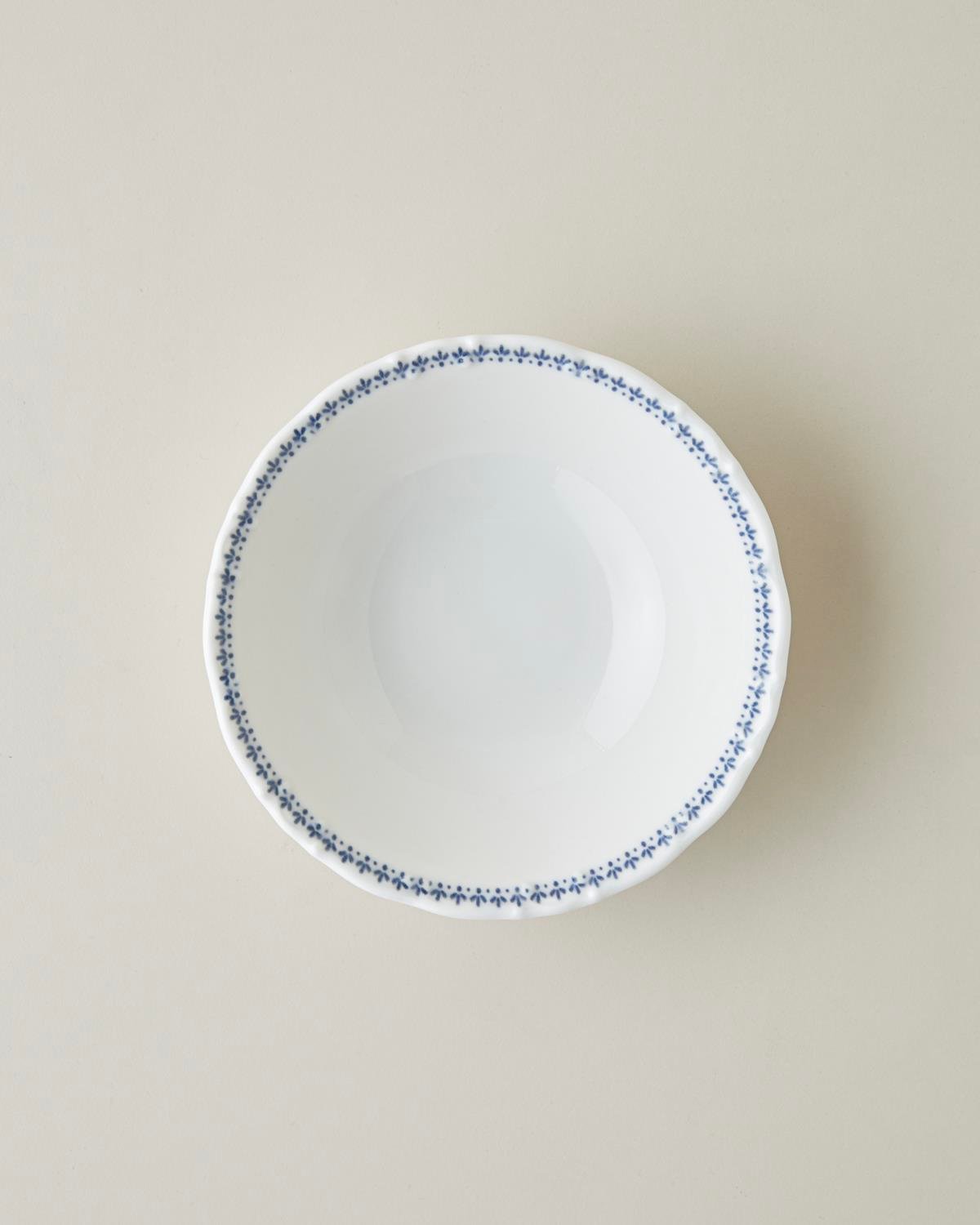 Premium Porcelain Dinnerware Set   24 Piece   6 Person   Navy Blue