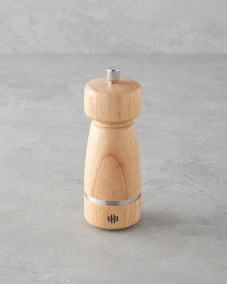 Premium-Natural-Wood-Spice-Grinder-17cm