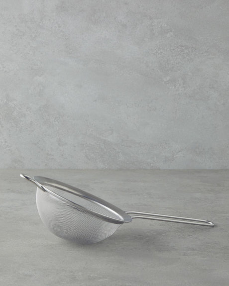 Professional Grade 16cm Stainless Steel Kitchen Strainer Grey