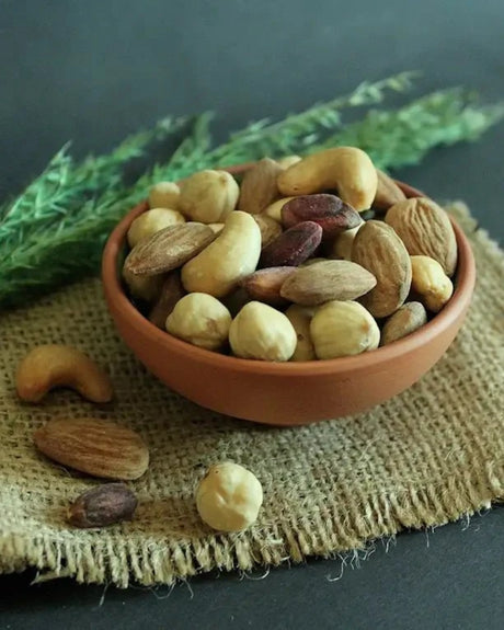 Serde | Premium Mixed Nuts (Almond, Hazelnut, Unshelled Pistachio, Cashew)