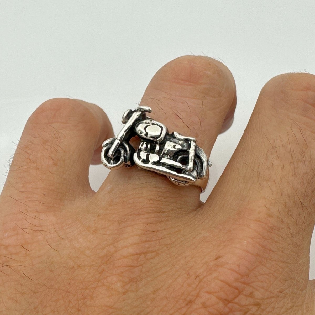 Sleek Men's Motorcycle Silver Ring