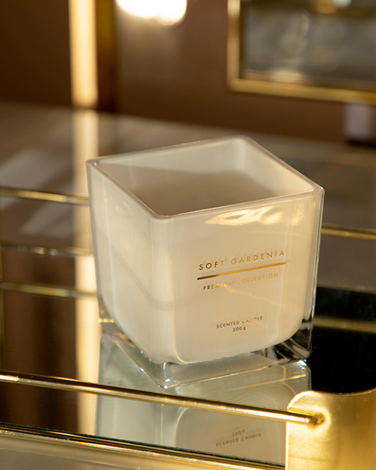 Premium-Soft-Gardenia-Aromatic-Candle
