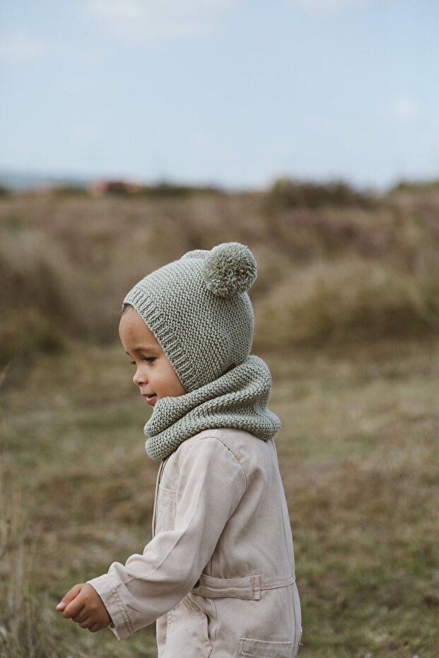 Soft Green Pom - pom Bonnet & Neck Warmer Set - TryAladdin