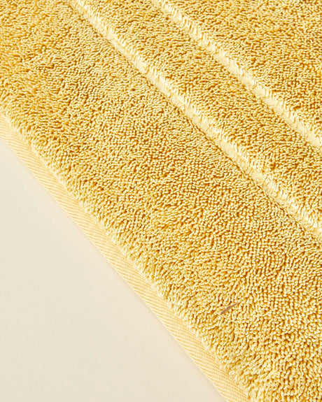 Professional-Grade-Non-Slip-Bathroom-Mat-Yellow