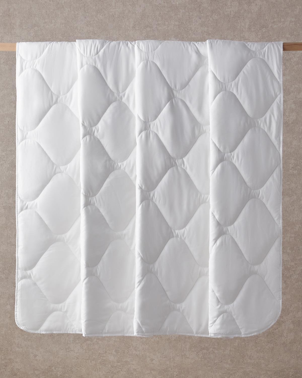 Professional-Grade Microfiber Double Bed Duvet Comforter - Ecru