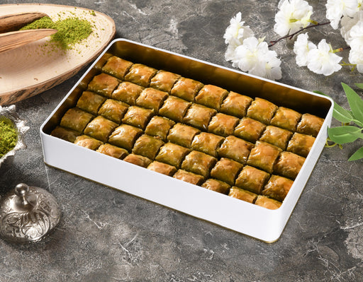 Special Mini Baklava with Pıstachio in Gift Metal Box Asi Kunefeleri Turkish Baklava