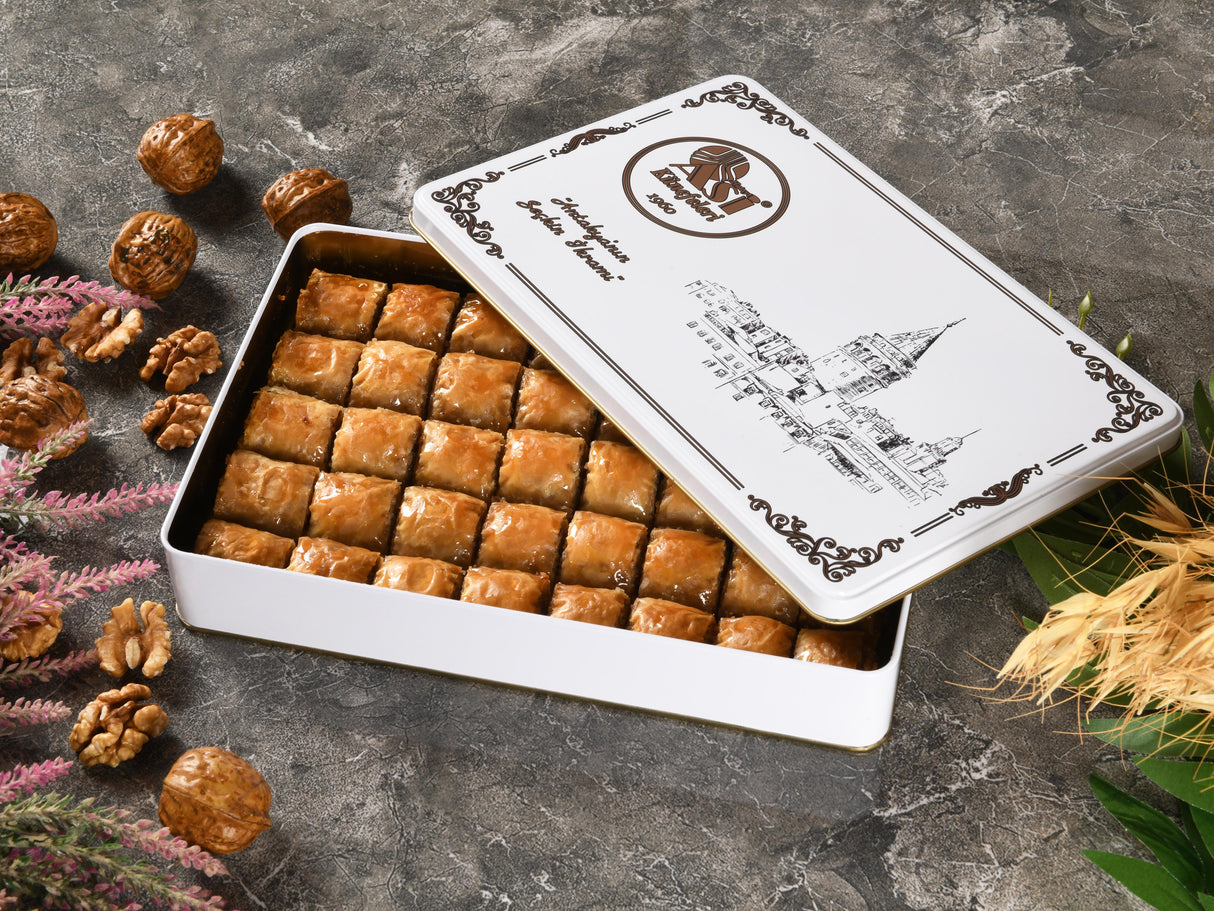 Asi | Special Mini Baklava with Walnut in Gift Metal Box