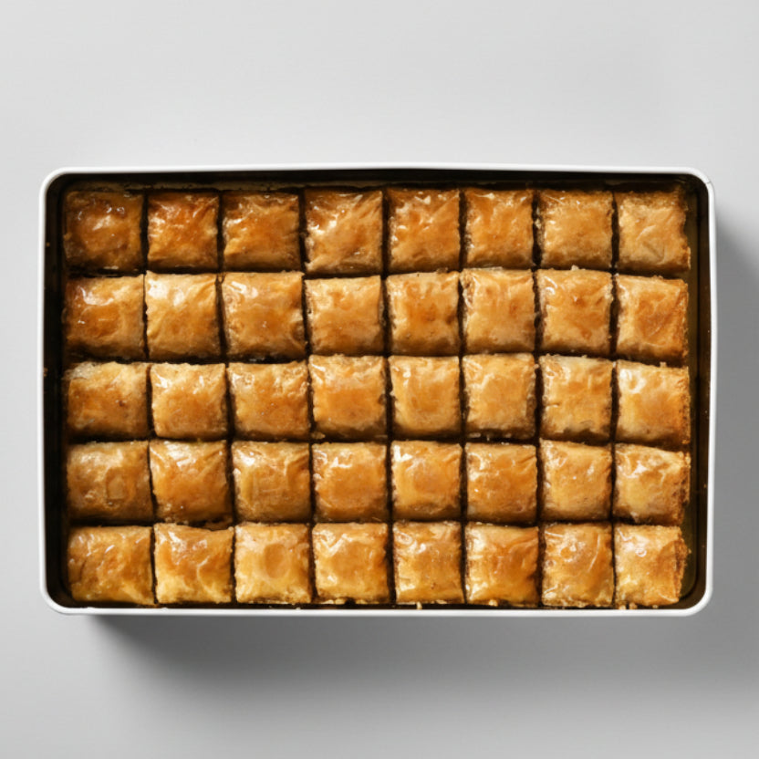 Asi | Special Mini Baklava with Walnut in Gift Metal Box - TryAladdin