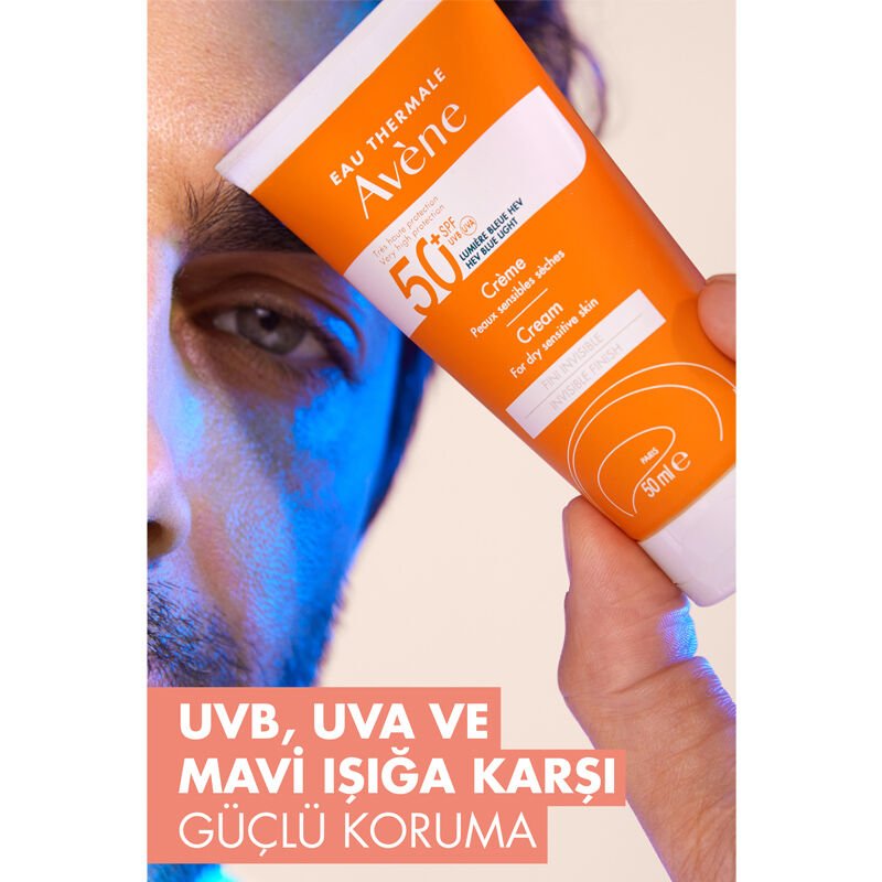 SPF 50+ Hydrating Sunscreen Cream for Dry Skin with Blue Light Protection - TryAladdin
