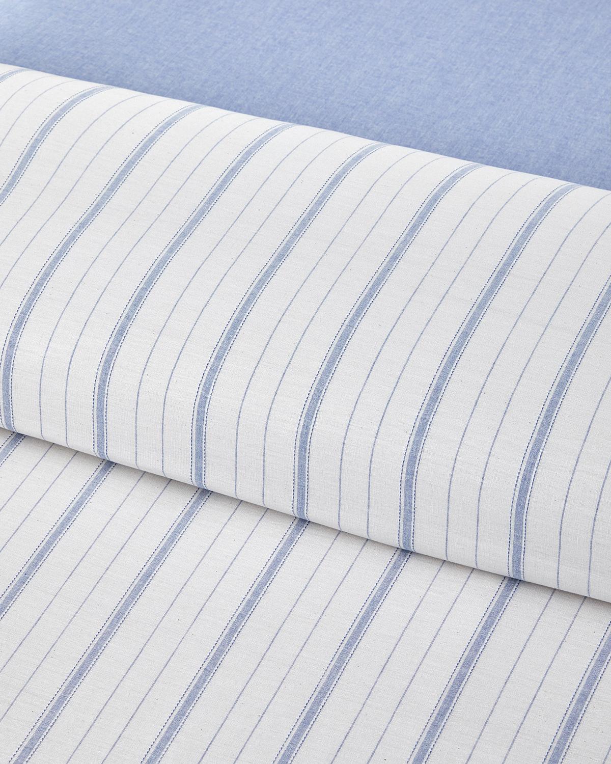 Dezente Wellen – garngefärbte Bettbezug-Garnitur für Einzelbett, Blau