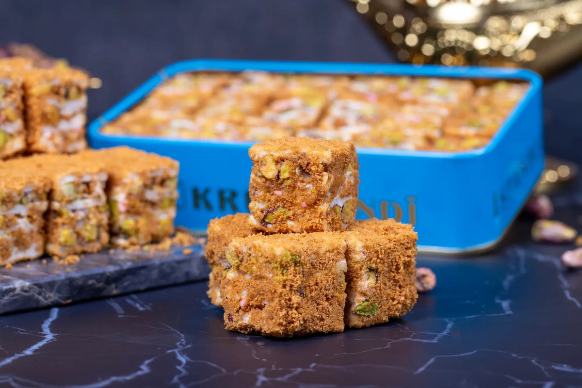 Sukru Efendi 1935 | Luxury Baklava Turkish Delight - Lotus Biscuit Covered with Lotus Cream and Pistachio