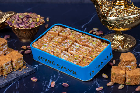 Sukru Efendi 1935 | Luxury Baklava Turkish Delight - Lotus Biscuit Covered with Lotus Cream and Pistachio