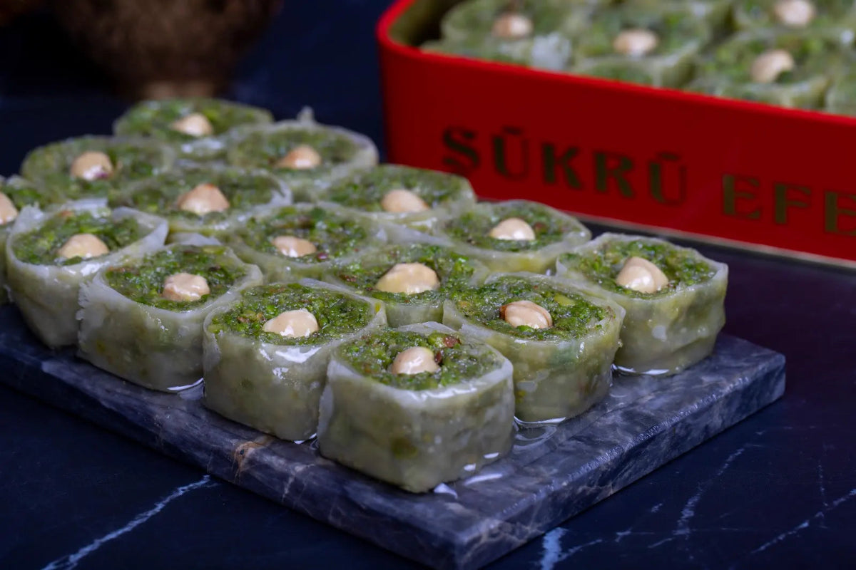 Sukru Efendi 1935 | Palace Wrap Pistachio Baklava in Gift Metal Box