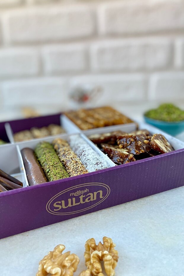 Sultan Pestil Gourmet Assorted Fruit Leather Sheets - 1 Kg - TryAladdin