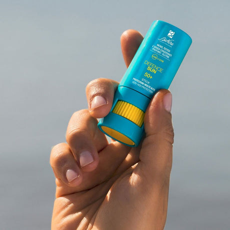 Sunscreen Stick - High Protection SPF 50+ UVA/UVB Water Resistant - TryAladdin