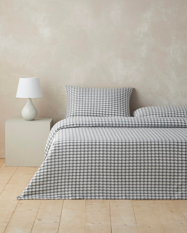 Premium Yarn Dyed Swirl Check Twin Duvet Cover Set Black