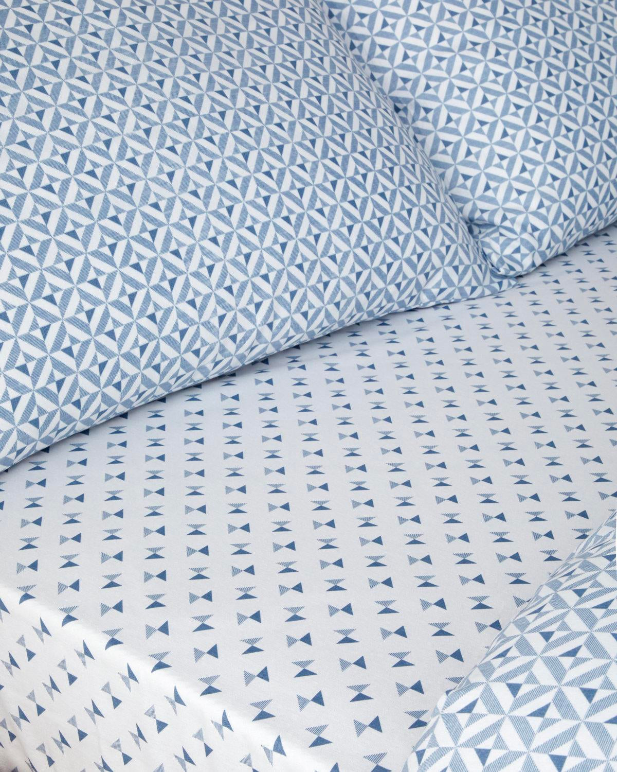 Professional Easy Iron Double Duvet Cover Set   Blue