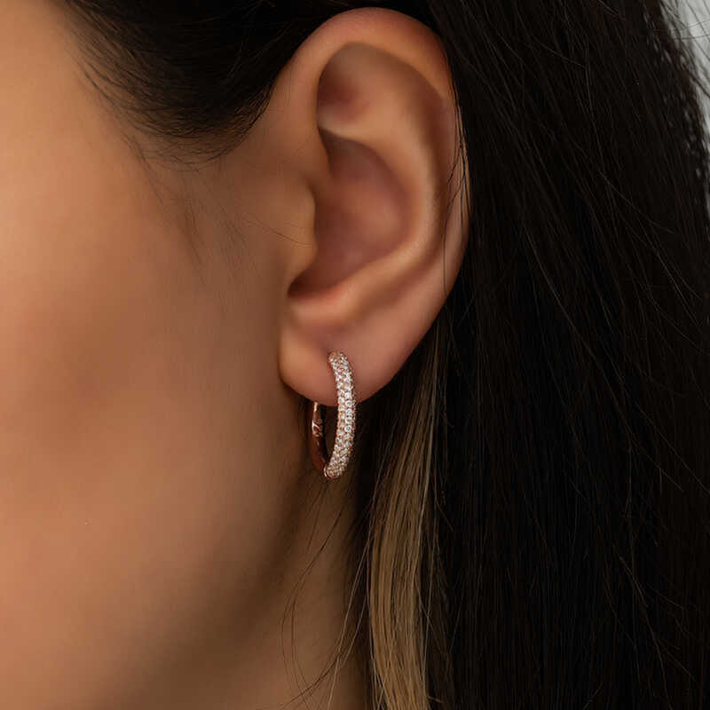 Boucles d'oreilles créoles - Argent sterling plaqué or rose style huggie pavé