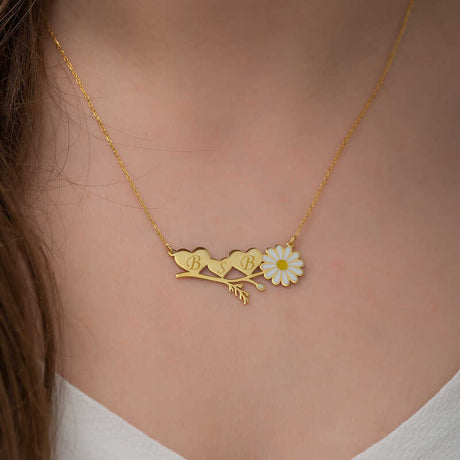 Personalized Gold-Tone Heart & Daisy Branch Necklace - Elegant Floral Design