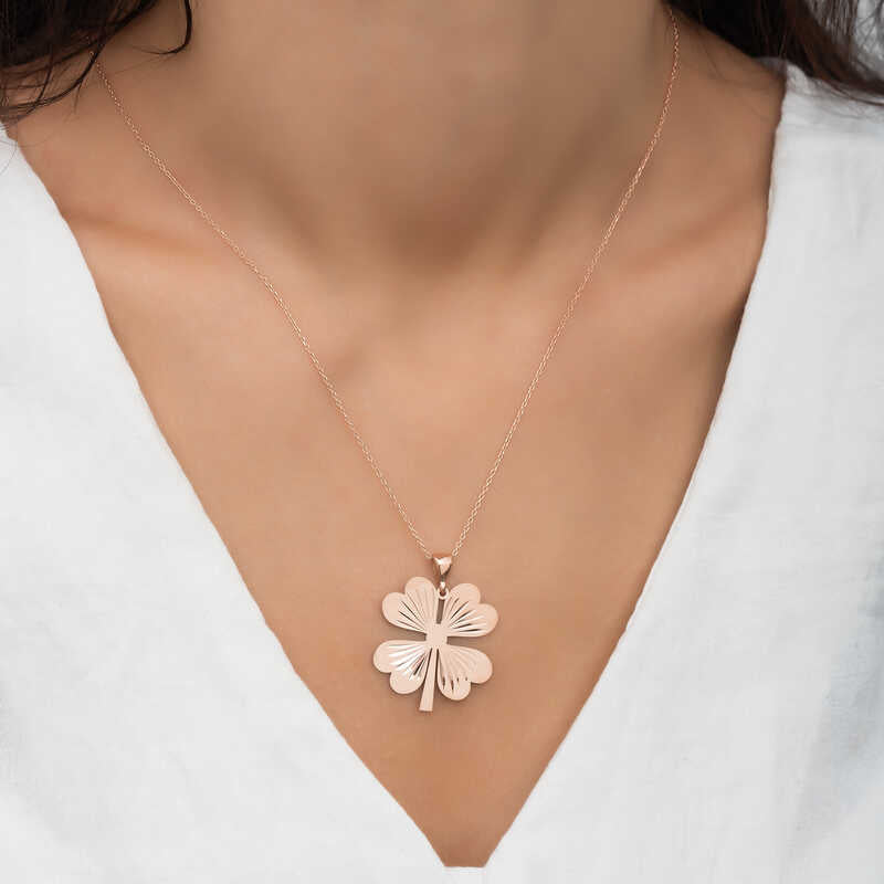 Rose Gold Plated Lucky Clover Necklace - Delicate Pendant