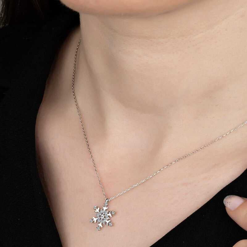 Sterling Silver Zirconia Snowflake Necklace - Sparkling & Ornate