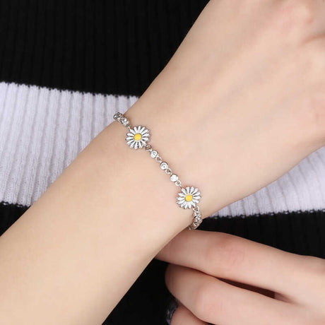Sterling Silver - Dainty Daisy & Zircon Floral Bracelet