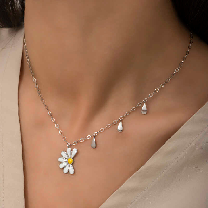 Sterling Silver Daisy Necklace - Dainty Floral & Teardrop Charm