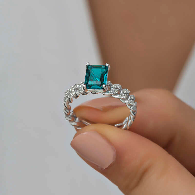 Ring - Sterling Silver Emerald Cut Green Gemstone Chain Link