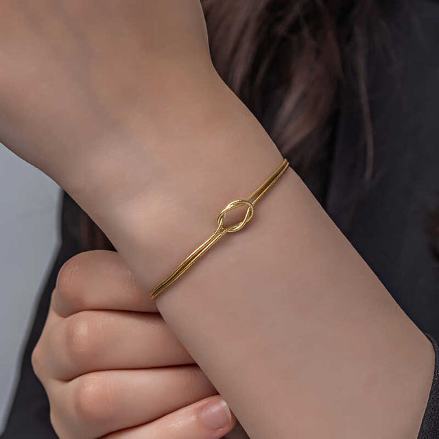 Bracelet - Gold-Plated Sterling Silver Love Knot Bangle