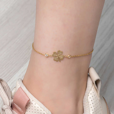 Anklet - Gold-Tone Clover Charm with Sparkling Zircon Stones