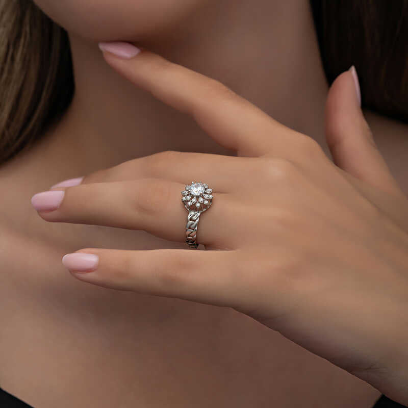 Sterling Silver Solitaire Ring - Halo Setting & Chain Band