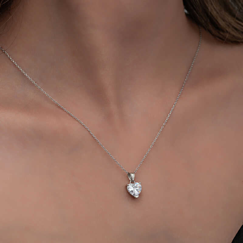 Halskette mit Herzanhänger aus Sterlingsilber – Strahlender weißer Stein