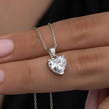 Halskette mit Herzanhänger aus Sterlingsilber – Strahlender weißer Stein