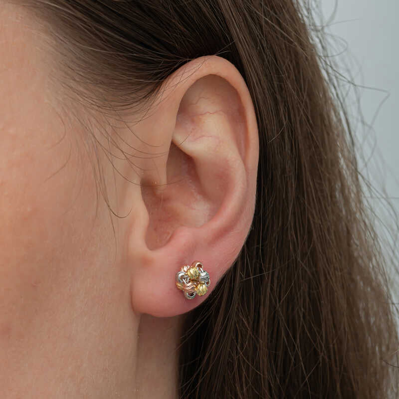Multi-Tone Dorika Cluster Stud Earrings - Textured Elegance