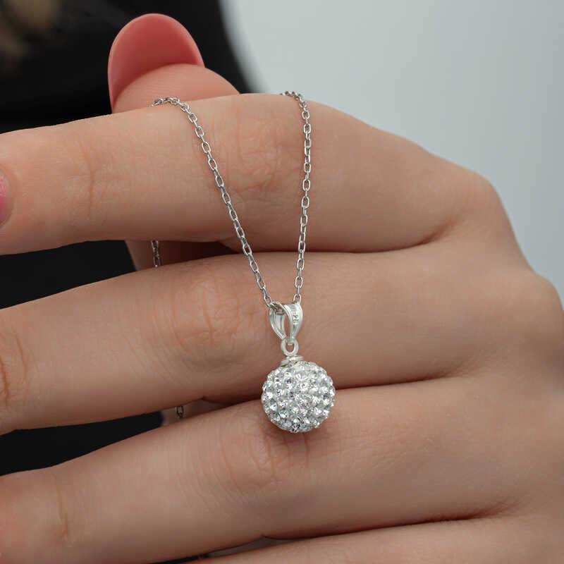 Collana - Elegante Ciondolo a Sfera con Cristalli Pave in Argento Placcato