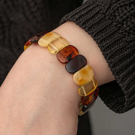 Amber Bracelet - Natural Multi-Tone Cabochon Stretch Design