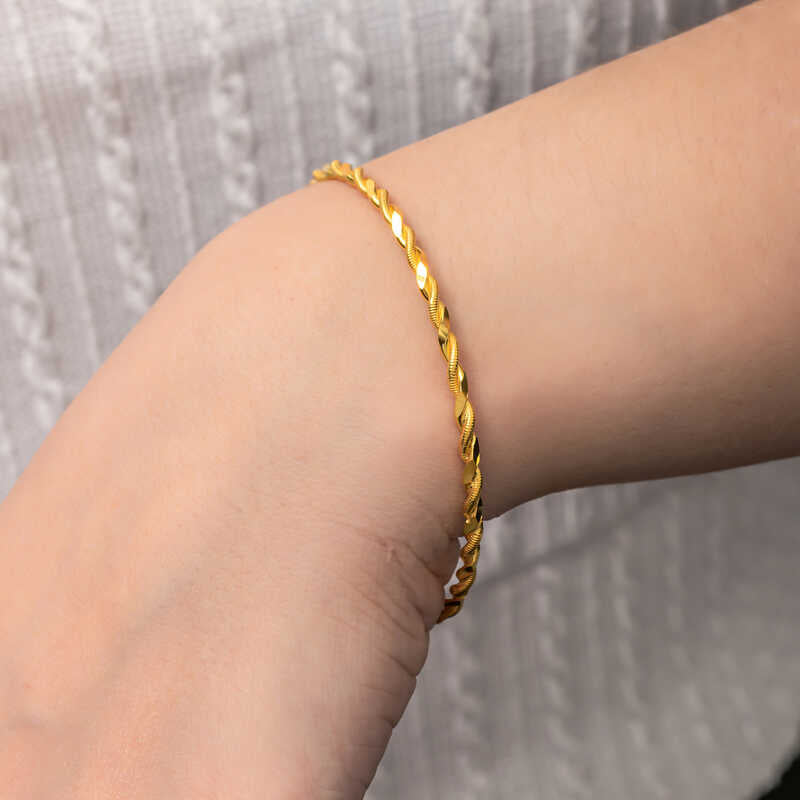 Bangle - Gold-Plated Twisted Design Women's Jewelry