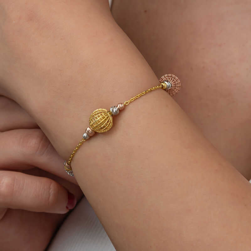 Bracciale con Perline Multitono in Finitura Oro - Design Dorika e Sfera Intrecciata