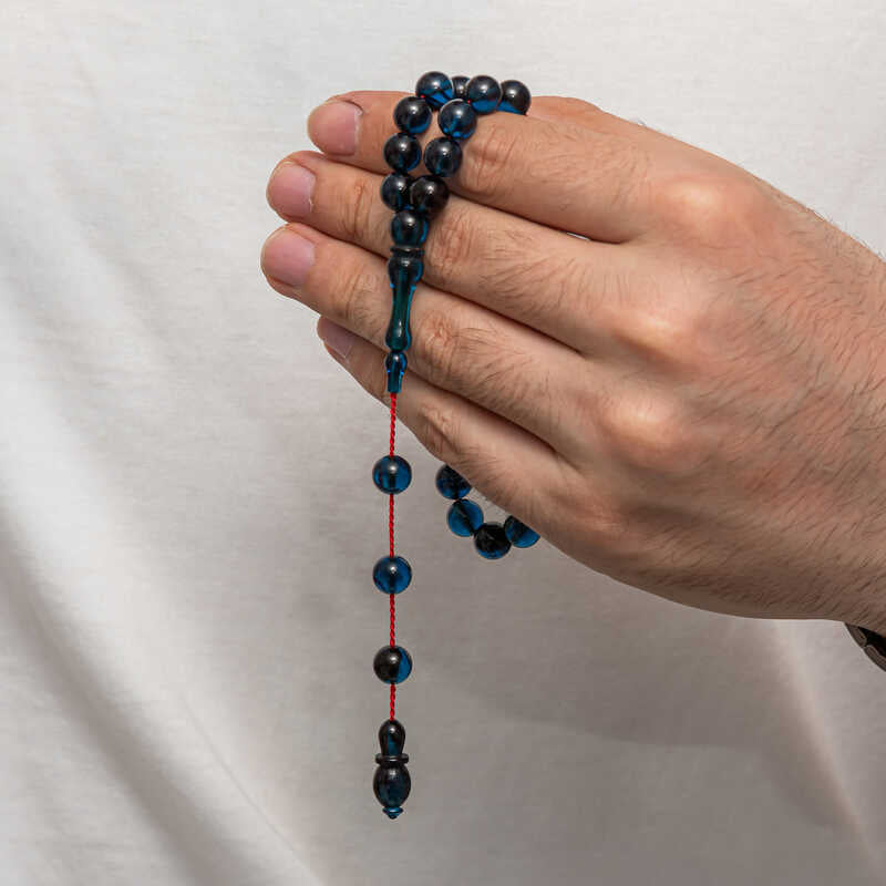 Chapelet de perles de prière en ambre compressé bleu profond élégant - Design traditionnel