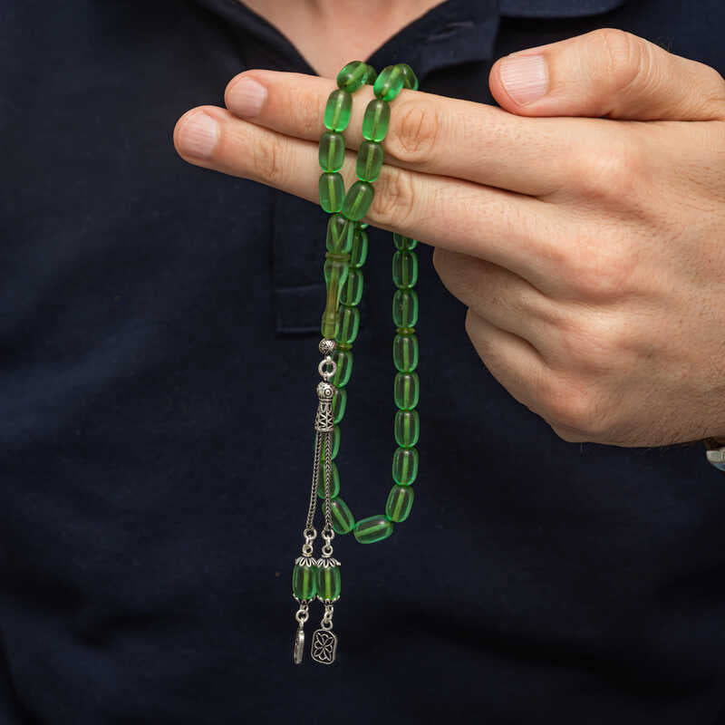 مسبحة - كبسولة عنبر مضغوطة خضراء مقطعة مع شرابة فضية