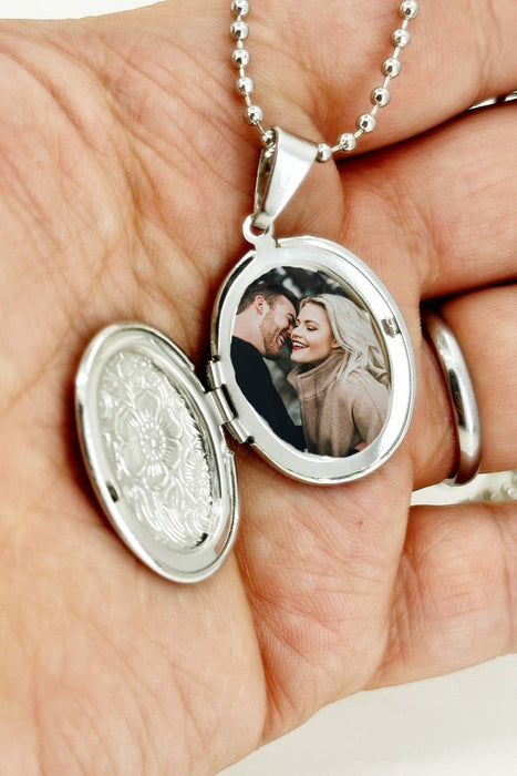 TD | Oval Necklace with Photo Frame Lid Gift for Valentine