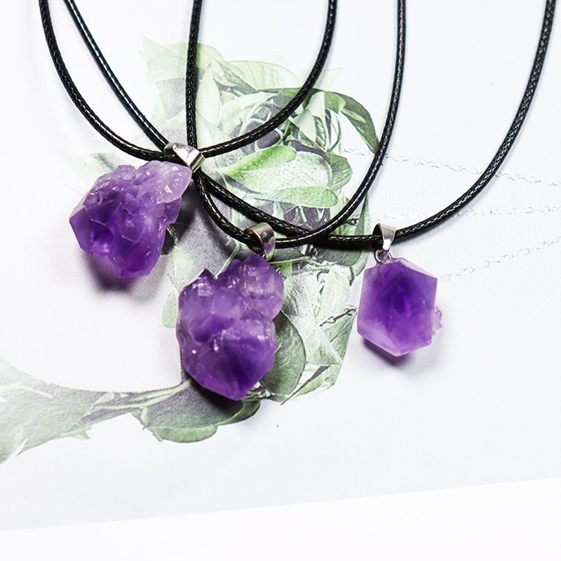 AITELEI Natural Raw Amethyst Crystal Pendant Necklace Reiki Chakra Healing Pendant Treatment Stone With Hand-woven Rope In Random Color - Foto 5
