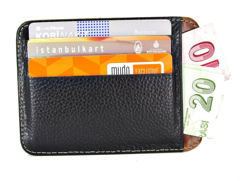 TD | Zenga Men's Leather Wallet - 8 Card Slots