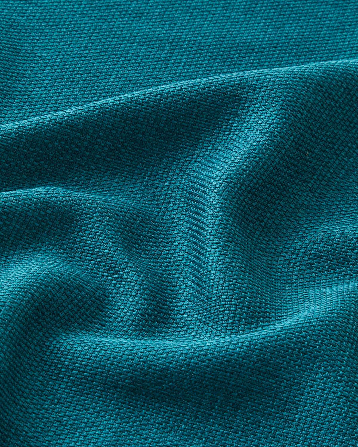 Elegant Soft Green Polyester Table Runner